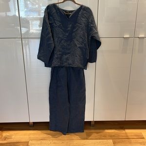 Eileen Fisher NWT blue split round neck top and blue cropped pant